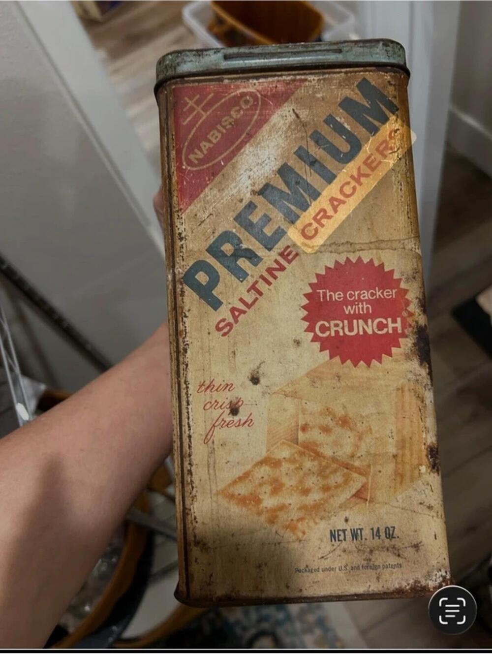 Vintage 60s Nabisco crackers Tin